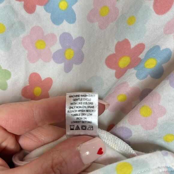 PacSun Floral Crop Top. Size Small. - Picture 7 of 7